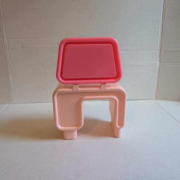 Mattel Barbie Vintage Dream Furniture Collection Vanity and Seat 1978 - Picture 3 of 11